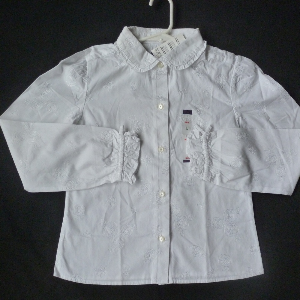 NWT TCP white embroidered  blouse L (10/12)
